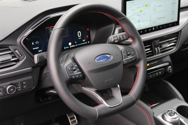 Ford Kuga 2.5-243pk PHEV ST-Line X. Trekgewicht 2.100kg. Nieuw Model ! Van €. 54.937,- voor €. 43.735,- Trekgewicht van 2.100kg ! Schuif / kanteldak. Elektrisch inklapbare Trekhaak, vooruit, stuur, stoelverwarming V+A, 360 Camera, HUB, Apple/Androidauto, Elektrisch verstelbare stoelen, LED V+A,