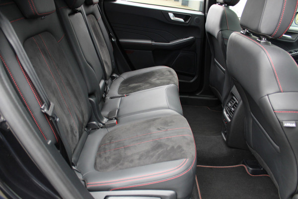 Ford Kuga 2.5-243pk PHEV ST-Line X. Trekgewicht 2.100kg. Nieuw Model ! Van €. 54.937,- voor €. 43.735,- Trekgewicht van 2.100kg ! Schuif / kanteldak. Elektrisch inklapbare Trekhaak, vooruit, stuur, stoelverwarming V+A, 360 Camera, HUB, Apple/Androidauto, Elektrisch verstelbare stoelen, LED V+A,