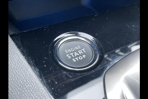 Peugeot 3008 1.6 HYbrid 225 GT | panoramadak | Focal Audio | ACC |