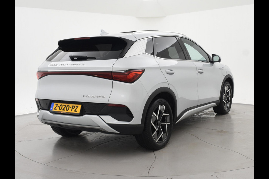 BYD ATTO 3 DESIGN 60 kWh + SCHUIFDAK | LEDER | 360 CAMERA | 15,6" SCHERM | WARMTEPOMP | ADAPTIVE CRUISE