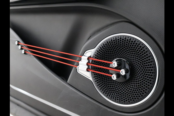 BYD ATTO 3 DESIGN 60 kWh + SCHUIFDAK | LEDER | 360 CAMERA | 15,6" SCHERM | WARMTEPOMP | ADAPTIVE CRUISE