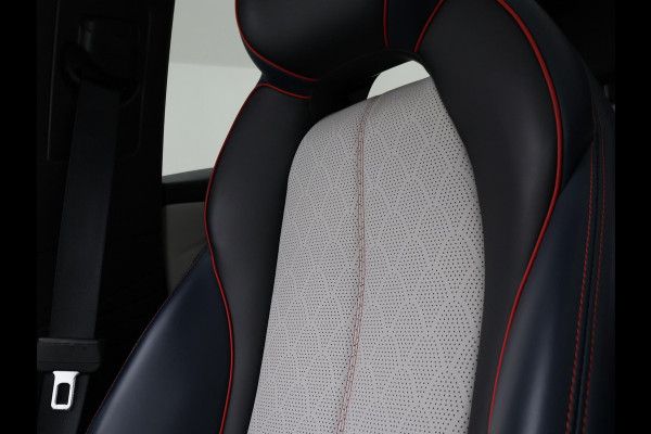 BYD ATTO 3 DESIGN 60 kWh + SCHUIFDAK | LEDER | 360 CAMERA | 15,6" SCHERM | WARMTEPOMP | ADAPTIVE CRUISE