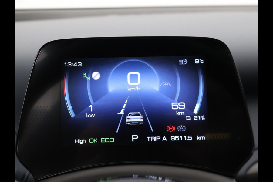 BYD ATTO 3 DESIGN 60 kWh + SCHUIFDAK | LEDER | 360 CAMERA | 15,6" SCHERM | WARMTEPOMP | ADAPTIVE CRUISE