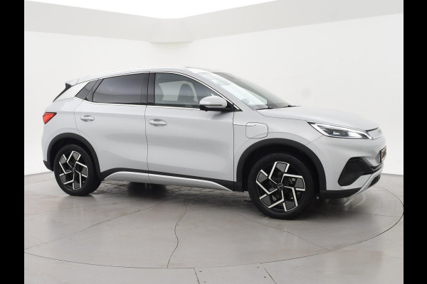 BYD ATTO 3 DESIGN 60 kWh + SCHUIFDAK | LEDER | 360 CAMERA | 15,6" SCHERM | WARMTEPOMP | ADAPTIVE CRUISE