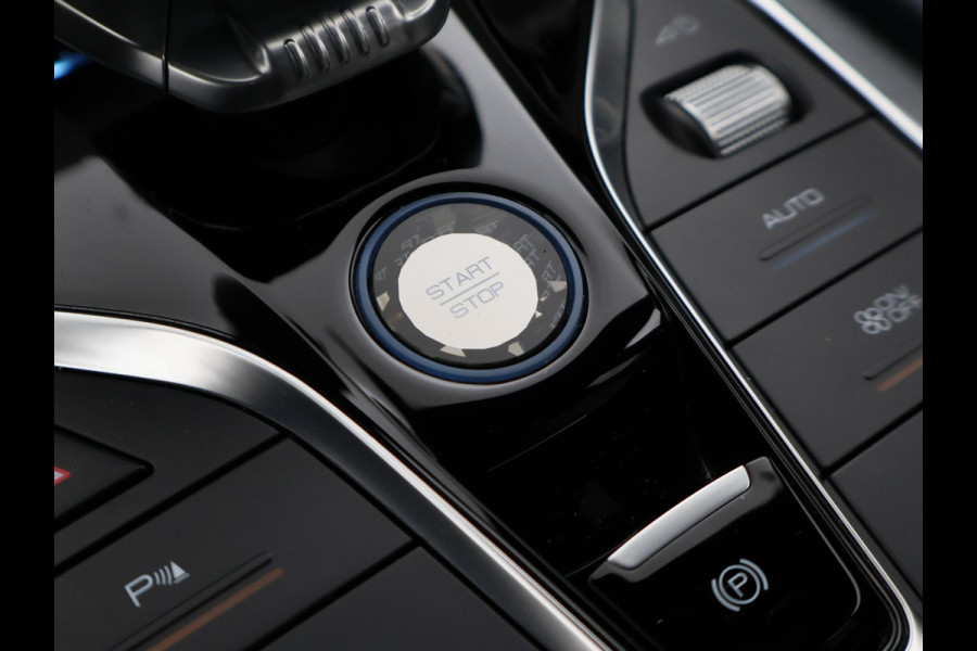 BYD ATTO 3 DESIGN 60 kWh + SCHUIFDAK | LEDER | 360 CAMERA | 15,6" SCHERM | WARMTEPOMP | ADAPTIVE CRUISE