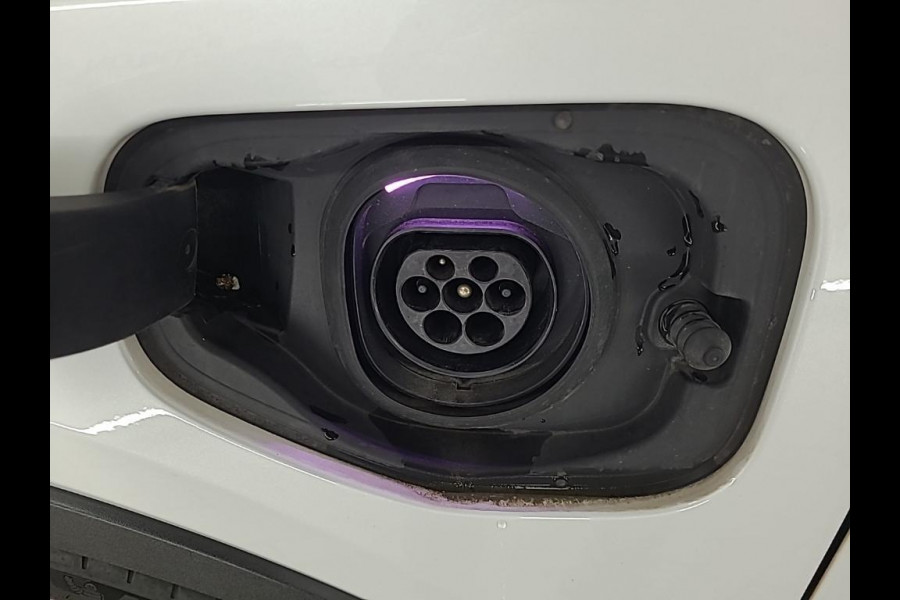 Volvo XC40 1.5 T5 Automaat | Leren bekleding | Stoel- en stuurverwarming | Achteruitrijcamera | Trekhaak uitklapbaar | Harman/kardon audio