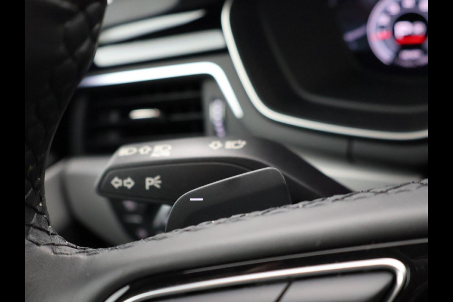 Audi A4 Limousine 35 TFSI 150 PK AUT. *1.002 KM!* + VIRTUAL COCKPIT | SFEERVERLICHTING | 19 INCH | SPORTSTOELEN | APPLE CARPLAY