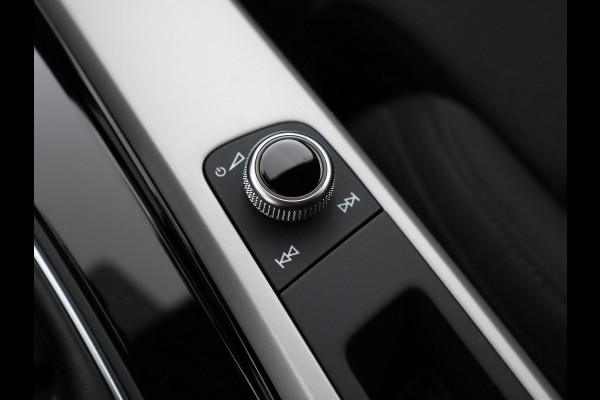 Audi A4 Limousine 35 TFSI 150 PK AUT. *1.002 KM!* + VIRTUAL COCKPIT | SFEERVERLICHTING | 19 INCH | SPORTSTOELEN | APPLE CARPLAY