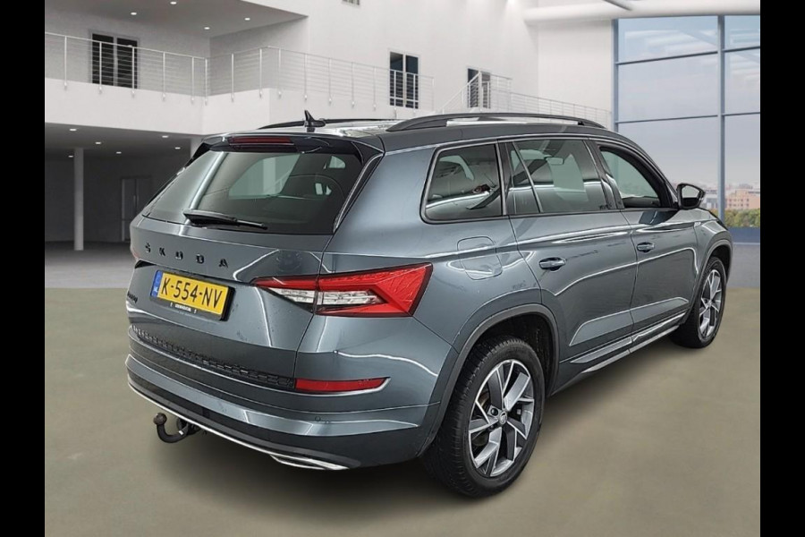 Škoda Kodiaq 1.5 TSI Sportline Automaat | Panoramadak | Trekhaak | LED verlichting | Elektrisch bedienbare achterklep | Panoramadak | Voorsto