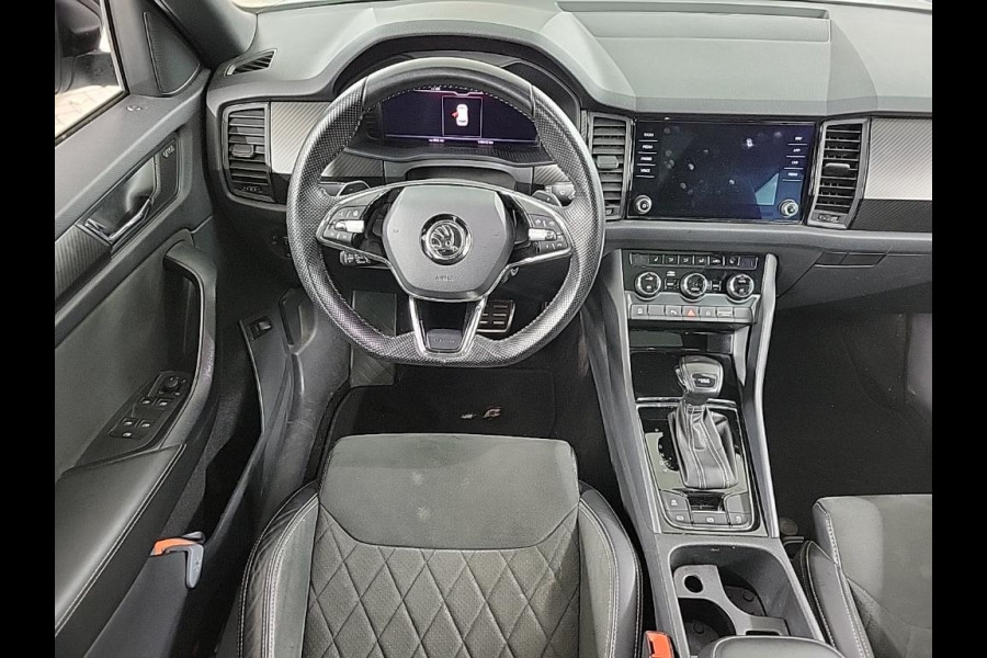 Škoda Kodiaq 1.5 TSI Sportline Automaat | Panoramadak | Trekhaak | LED verlichting | Elektrisch bedienbare achterklep | Panoramadak | Voorsto