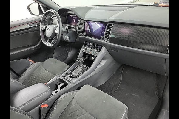 Škoda Kodiaq 1.5 TSI Sportline Automaat | Panoramadak | Trekhaak | LED verlichting | Elektrisch bedienbare achterklep | Panoramadak | Voorsto