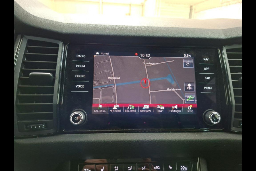 Škoda Kodiaq 1.5 TSI Sportline Automaat | Adaptieve cruise control | Lane assist | Canton HiFi installatie | Keyless entry & start | Parkeers