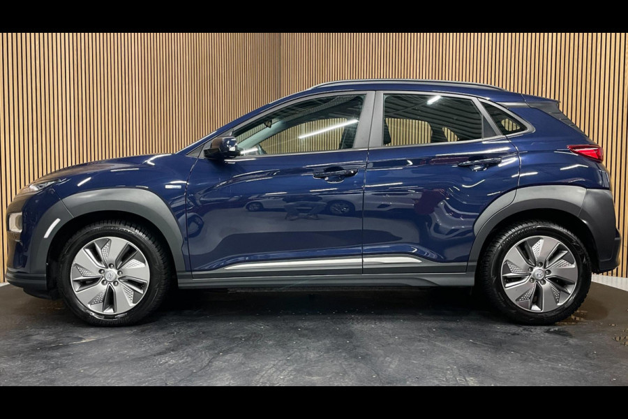 Hyundai Kona EV Comfort 64 kWh|3-FASE|100% SOH|KRELL|ACC|CARPLAY|CAMERA|CLIMATE,CRUISE CONTROL|1e EIG.|NL-AUTO|NAP|INCL.BTW|