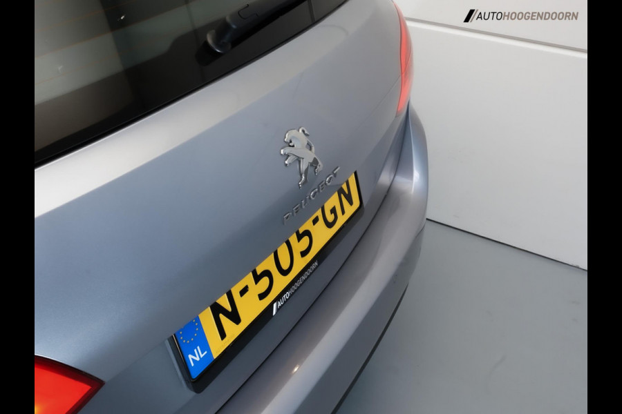 Peugeot 308 SW 1.2 PureTech Blue Lease Active Luxe (APPLE CARPLAY,LED,PARKEERSENSOREN,CLIMATE,CRUISE,LM-VELGEN,NIEUWE APK)
