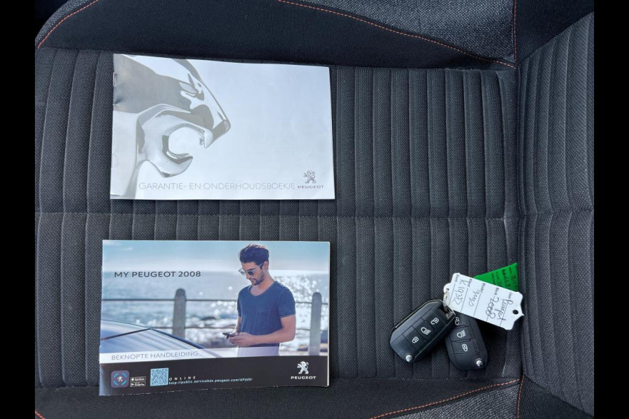 Peugeot e-208 EV Allure Première 50 kWh Soh batterij 88%