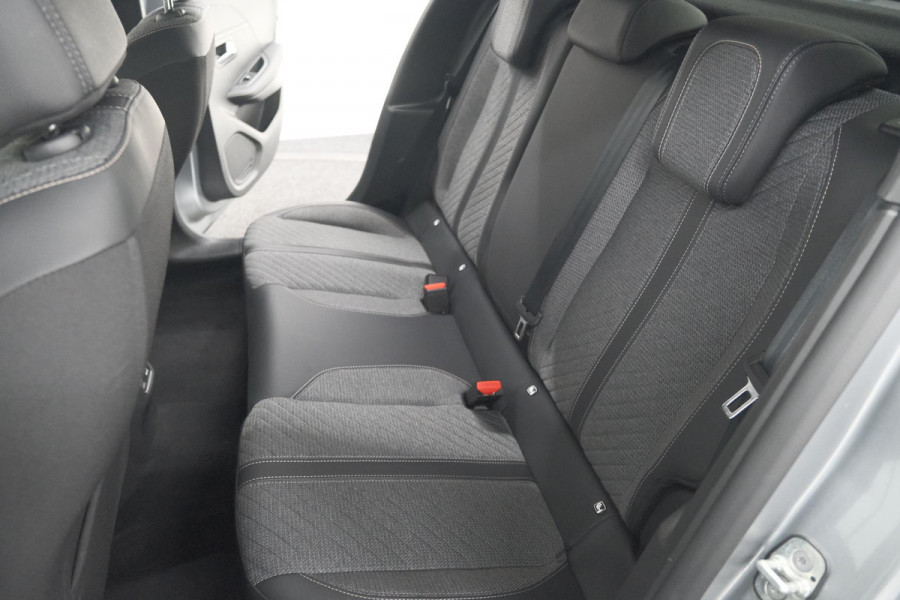 Peugeot 208 PureTech 100 Allure Pack | Nieuw Model | Apple CarPlay | Parkeersensoren | Climate Control