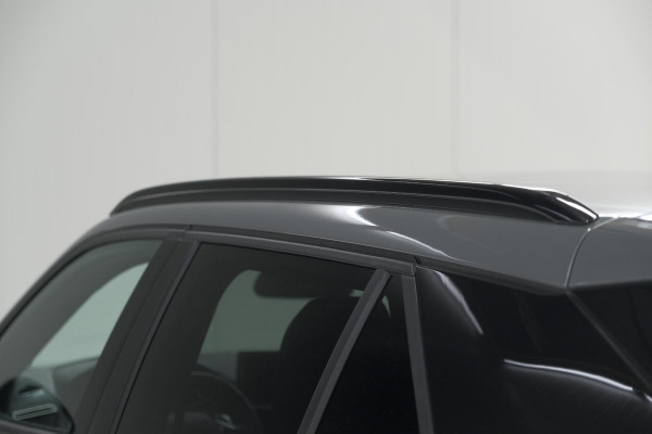 Peugeot 2008 PureTech 130 EAT8 Allure | 100% Benzine | Parkeersensoren Voor + Achter | Apple CarPlay | Climate Control