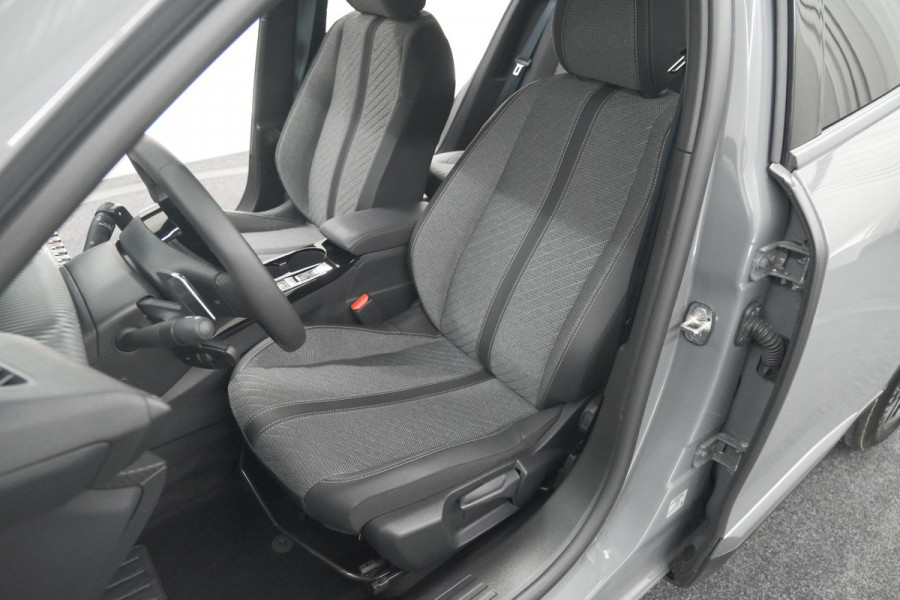 Peugeot 2008 PureTech 130 EAT8 Allure | 100% Benzine | Parkeersensoren Voor + Achter | Apple CarPlay | Climate Control