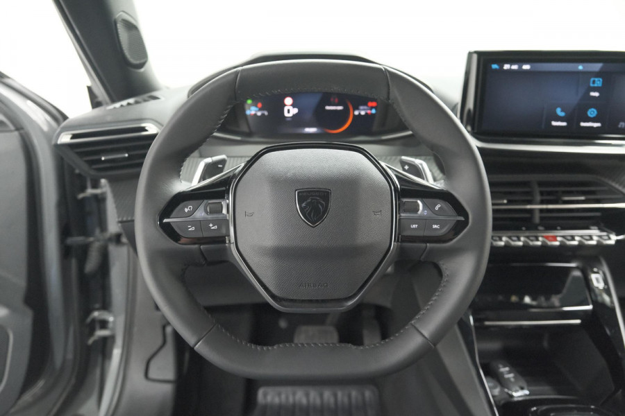 Peugeot 2008 PureTech 130 EAT8 Allure | 100% Benzine | Parkeersensoren Voor + Achter | Apple CarPlay | Climate Control