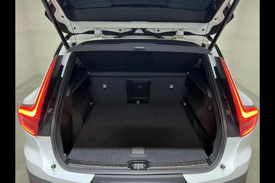 Volvo XC40 1.5 T5 Recharge R-Design Pano H/K 360º Leer ACC Trekh.