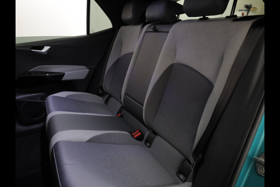 Volkswagen ID.3 First Plus 58 kWh Camera| Navigatie| 19'LMvelgen| Matrix LED| SOH 90%