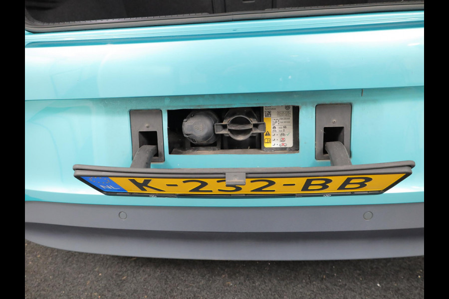 Volkswagen ID.3 First Plus 58 kWh Camera| Navigatie| 19'LMvelgen| Matrix LED| SOH 90%