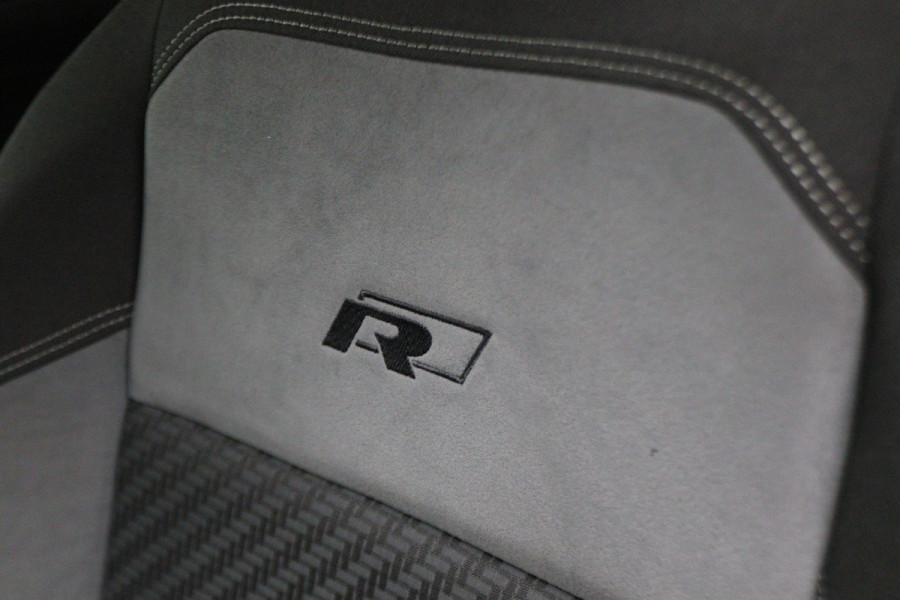 Volkswagen Polo 1.0 TSI Highline R-Line Climate, ACC, Apple Carplay, Sfeerverlichting, Sportstoelen, DAB, 17''