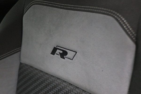 Volkswagen Polo 1.0 TSI Highline R-Line Climate, ACC, Apple Carplay, Sfeerverlichting, Sportstoelen, DAB, 17''