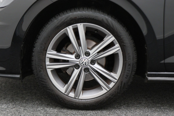 Volkswagen Polo 1.0 TSI Highline R-Line Climate, ACC, Apple Carplay, Sfeerverlichting, Sportstoelen, DAB, 17''