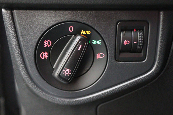 Volkswagen Polo 1.0 TSI Highline R-Line Climate, ACC, Apple Carplay, Sfeerverlichting, Sportstoelen, DAB, 17''