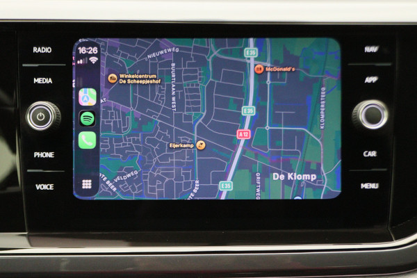 Volkswagen Polo 1.0 TSI Highline R-Line Climate, ACC, Apple Carplay, Sfeerverlichting, Sportstoelen, DAB, 17''