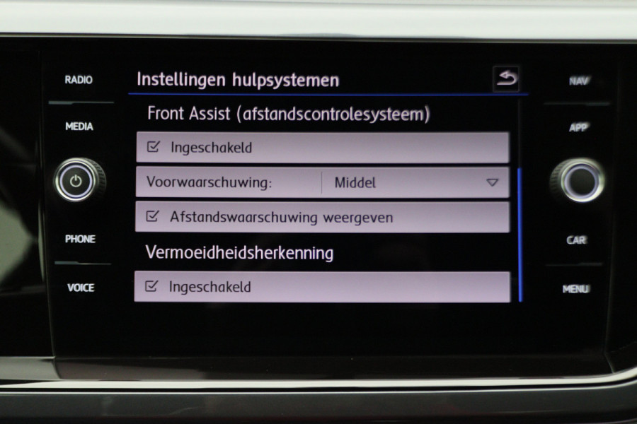 Volkswagen Polo 1.0 TSI Highline R-Line Climate, ACC, Apple Carplay, Sfeerverlichting, Sportstoelen, DAB, 17''