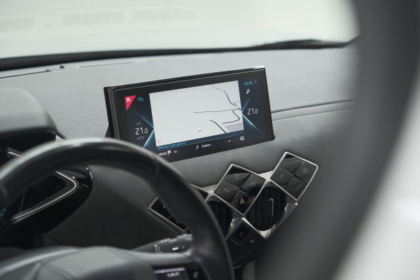 DS Ds 3 Crossback E-Tense So Chic 50 kWh | SHO = 93,8% | Allseason Banden | Camera | Dodehoekdetectie | Head-Up Display