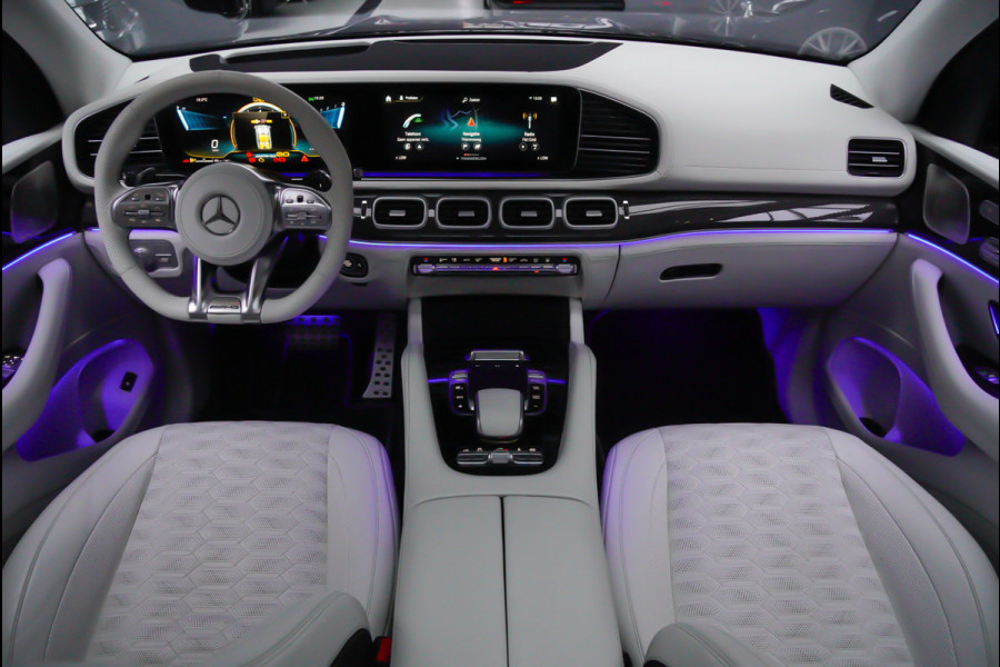 Mercedes-Benz GLS BRABUS 800 4MATIC HUD Massage Full-Carbon Panodak Leer Distronic Standkachel Keyless 360 Camera Burmester Sterrenhemel Airmatic DC Elektr. achterklep Elektr. verstelbare stoelen voor & achter met memory Soft close Elektr. bedienbare trekhaak Elektr. verstelbare stuurwiel Navi PDC LM velgen