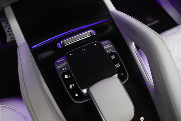 Mercedes-Benz GLS BRABUS 800 4MATIC HUD Massage Full-Carbon Panodak Leer Distronic Standkachel Keyless 360 Camera Burmester Sterrenhemel Airmatic DC Elektr. achterklep Elektr. verstelbare stoelen voor & achter met memory Soft close Elektr. bedienbare trekhaak Elektr. verstelbare stuurwiel Navi PDC LM velgen