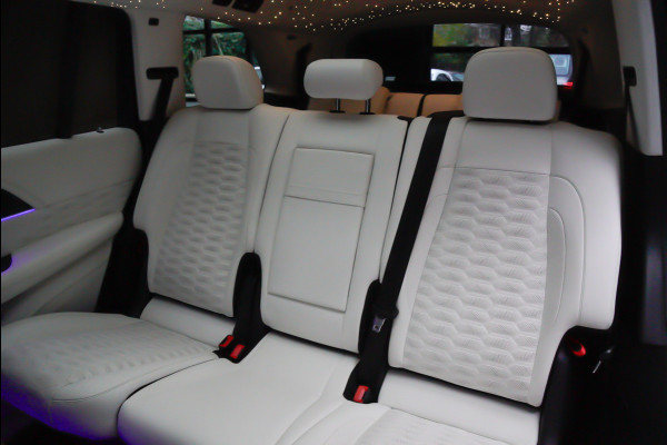 Mercedes-Benz GLS BRABUS 800 4MATIC HUD Massage Full-Carbon Panodak Leer Distronic Standkachel Keyless 360 Camera Burmester Sterrenhemel Airmatic DC Elektr. achterklep Elektr. verstelbare stoelen voor & achter met memory Soft close Elektr. bedienbare trekhaak Elektr. verstelbare stuurwiel Navi PDC LM velgen