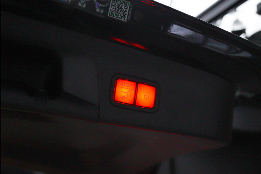 Mercedes-Benz GLS BRABUS 800 4MATIC HUD Massage Full-Carbon Panodak Leer Distronic Standkachel Keyless 360 Camera Burmester Sterrenhemel Airmatic DC Elektr. achterklep Elektr. verstelbare stoelen voor & achter met memory Soft close Elektr. bedienbare trekhaak Elektr. verstelbare stuurwiel Navi PDC LM velgen