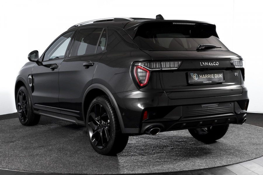 Lynk & Co 01 1.5 PHEV 261PK MY22 | Black Pakket | 360 Camera | 7.4 kWh Boordlader | S/K-panodak | Adapt. Cruise | Memory | Elek. klep | LM 20" | 5101
