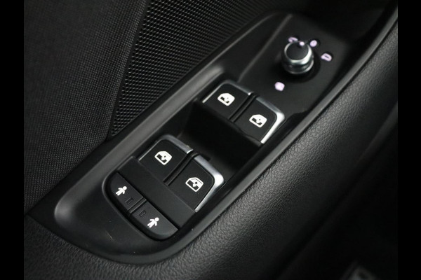 Audi A3 1.0 TFSI Design Pro Line Plus | Stoelverwarming | Trekhaak | Sportstoelen | Full LED | Navigatie | DAB | Cruise control | Climate control | Parkeerhulp | Bluetooth