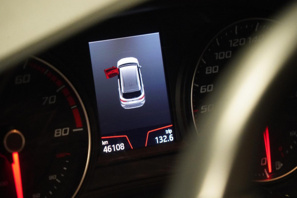 Seat Ateca 1.5 TSI Style Business Intense / NL-Auto / 46dkm NAP / Adaptieve Cruise / Navi / Allseason