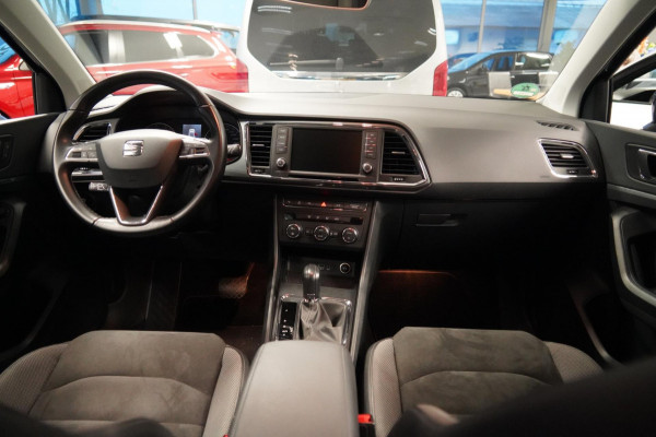 Seat Ateca 1.5 TSI Style Business Intense / NL-Auto / 46dkm NAP / Adaptieve Cruise / Navi / Allseason