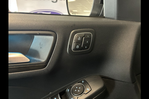 Ford Kuga Vignale PHEV vol opties-elektr.trekhaak-pan.dak 20-inch lichtmetaal