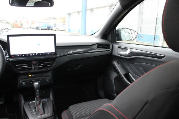 Ford FOCUS Wagon 1.0 EcoBoost Hybrid ST Line X | Trekhaak afneembaar | Panoramadak | Bang&Olufsen | Adaptive cruise control | Winter Pack | All season banden | Camera