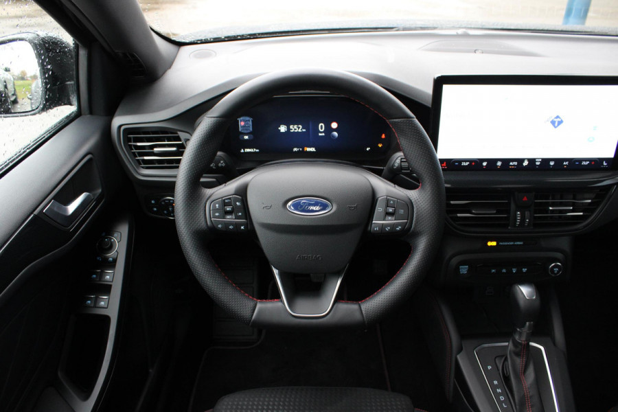 Ford FOCUS Wagon 1.0 EcoBoost Hybrid ST Line X | Trekhaak afneembaar | Panoramadak | Bang&Olufsen | Adaptive cruise control | Winter Pack | All season banden | Camera