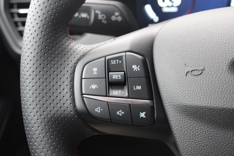 Ford FOCUS Wagon 1.0 EcoBoost Hybrid ST Line X | Trekhaak afneembaar | Panoramadak | Bang&Olufsen | Adaptive cruise control | Winter Pack | All season banden | Camera