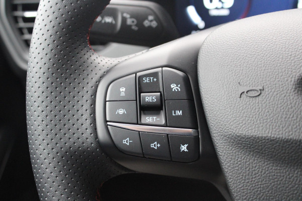 Ford FOCUS Wagon 1.0 EcoBoost Hybrid ST Line X | Trekhaak afneembaar | Panoramadak | Bang&Olufsen | Adaptive cruise control | Winter Pack | All season banden | Camera