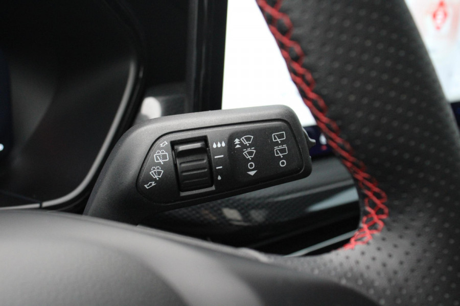 Ford FOCUS Wagon 1.0 EcoBoost Hybrid ST Line X | Trekhaak afneembaar | Panoramadak | Bang&Olufsen | Adaptive cruise control | Winter Pack | All season banden | Camera