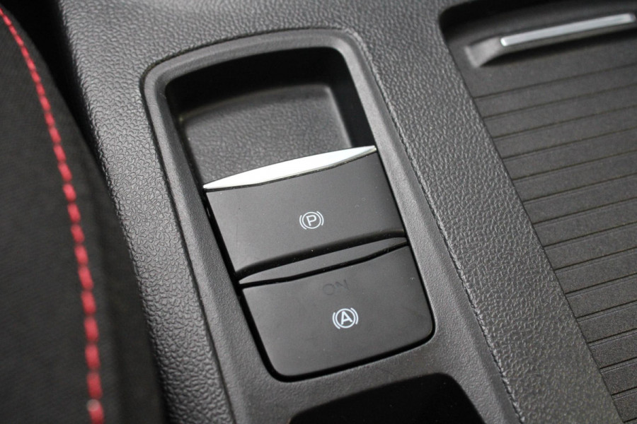 Ford FOCUS Wagon 1.0 EcoBoost Hybrid ST Line X | Trekhaak afneembaar | Panoramadak | Bang&Olufsen | Adaptive cruise control | Winter Pack | All season banden | Camera