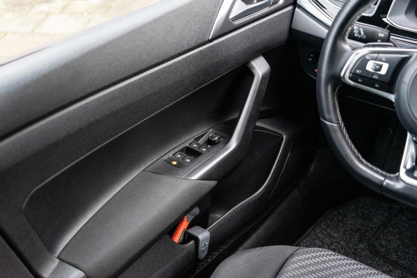 Volkswagen Polo 1.0 TSI Highline R-Line Pano / Beats / Camera