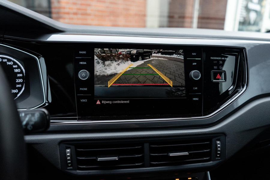 Volkswagen Polo 1.0 TSI Highline R-Line Pano / Beats / Camera